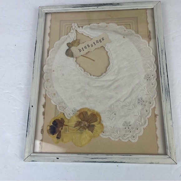 Set of vintage mixed media/collage Art-cottagecore-leather gloves Pray/Baby bib - Picture 3 of 14